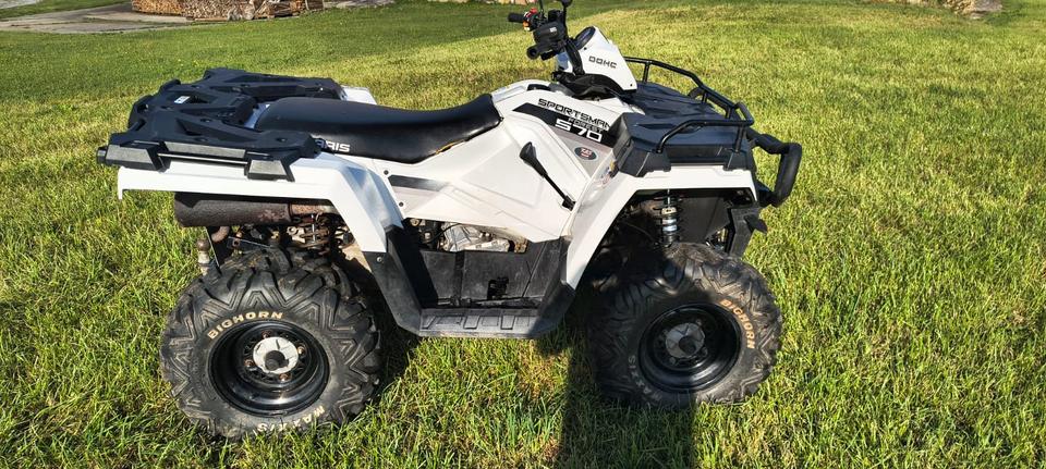 Weitere Motorräder Polaris Sportsman 570 Forest 2015 — interior