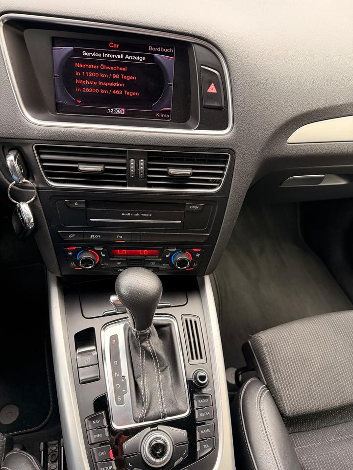 Audi Q5 2012 — photo 11