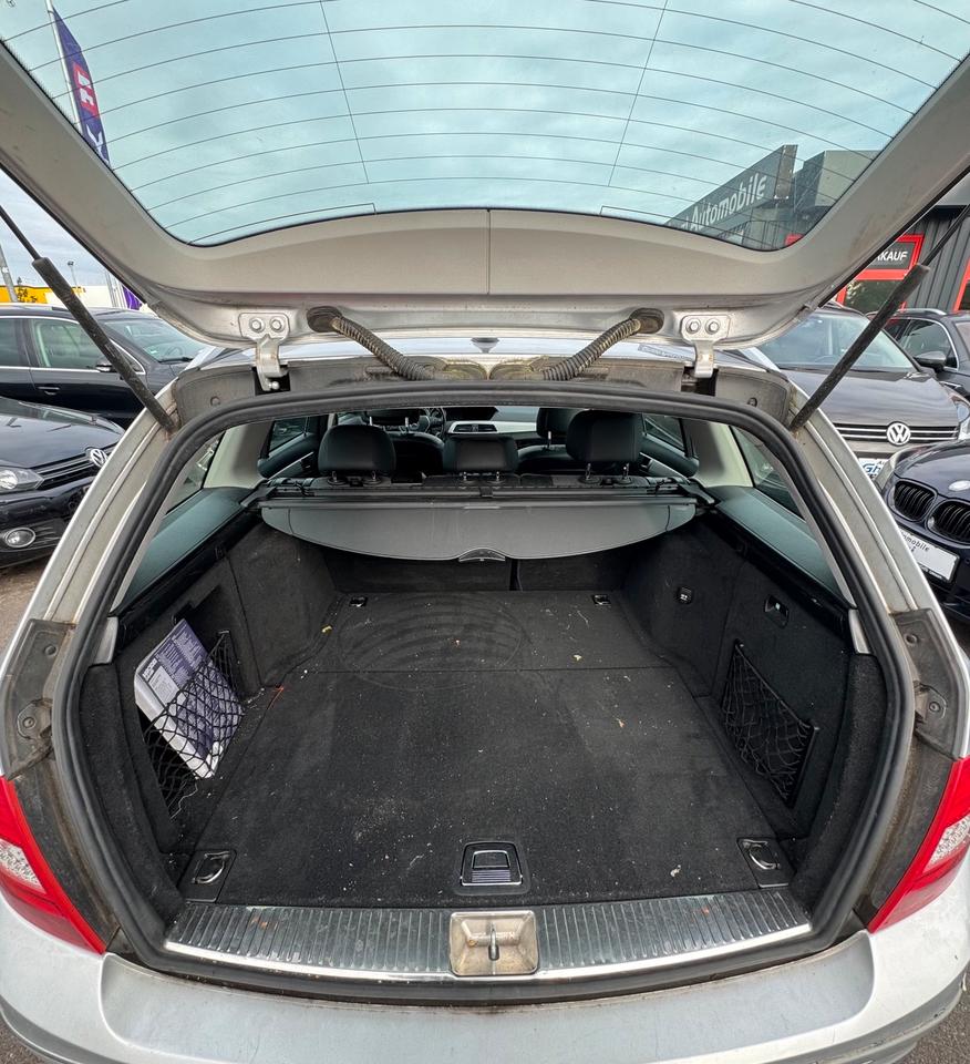 Mercedes Benz C 220 2012 — photo 7