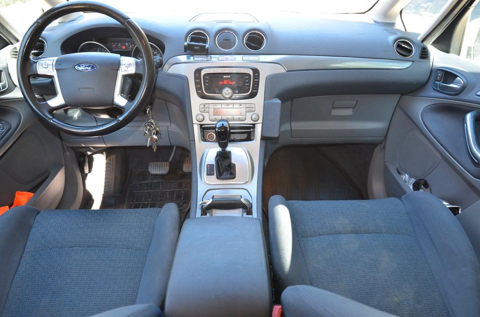 Ford S-Max 2007 — photo 10