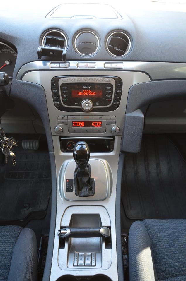 Ford S-Max 2007 — photo 13