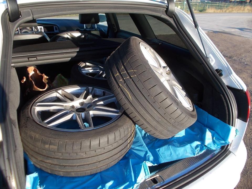 Audi A6 2010 — photo 14