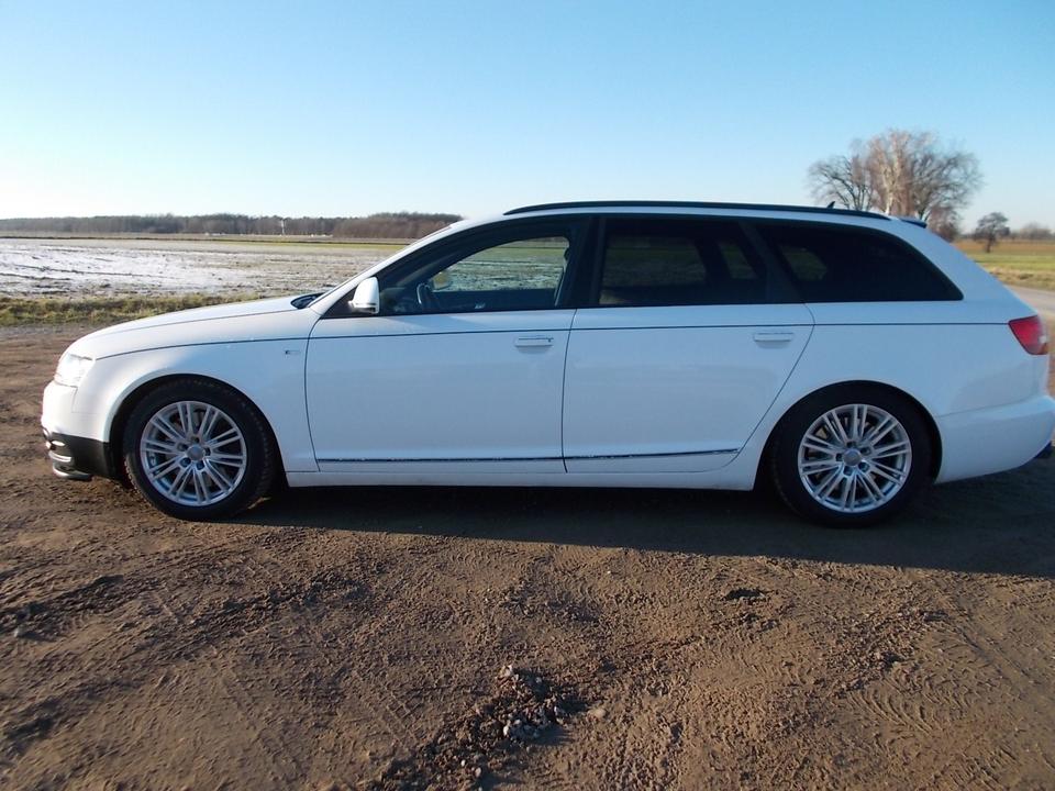 Audi A6 2010 — rear view
