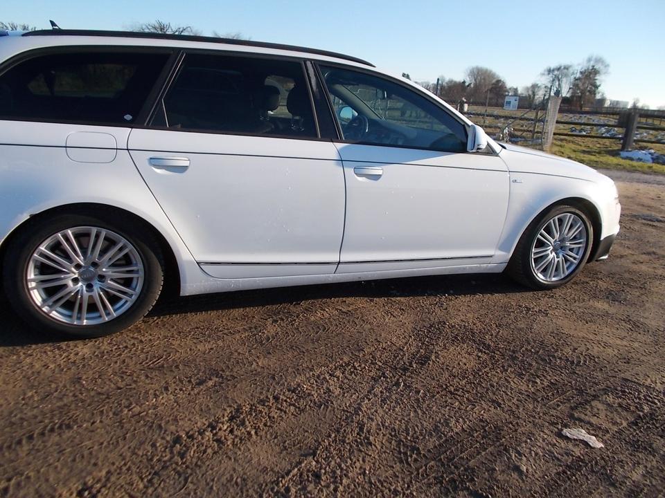 Audi A6 2010 — photo 5