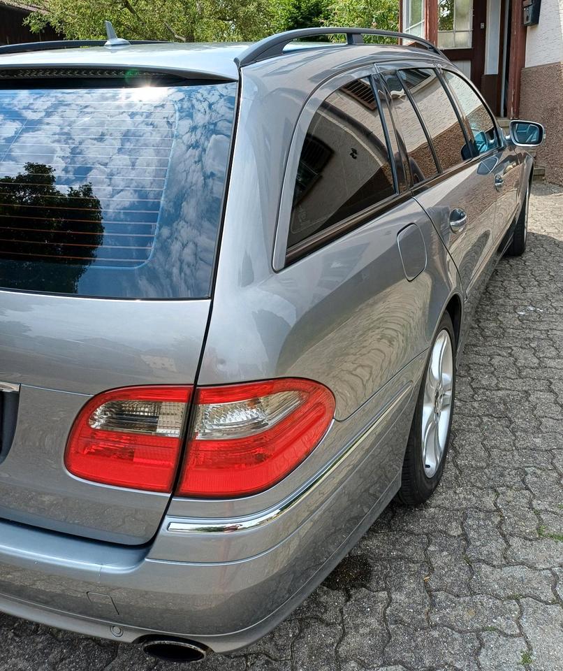 Mercedes Benz E 280 2008 — engine
