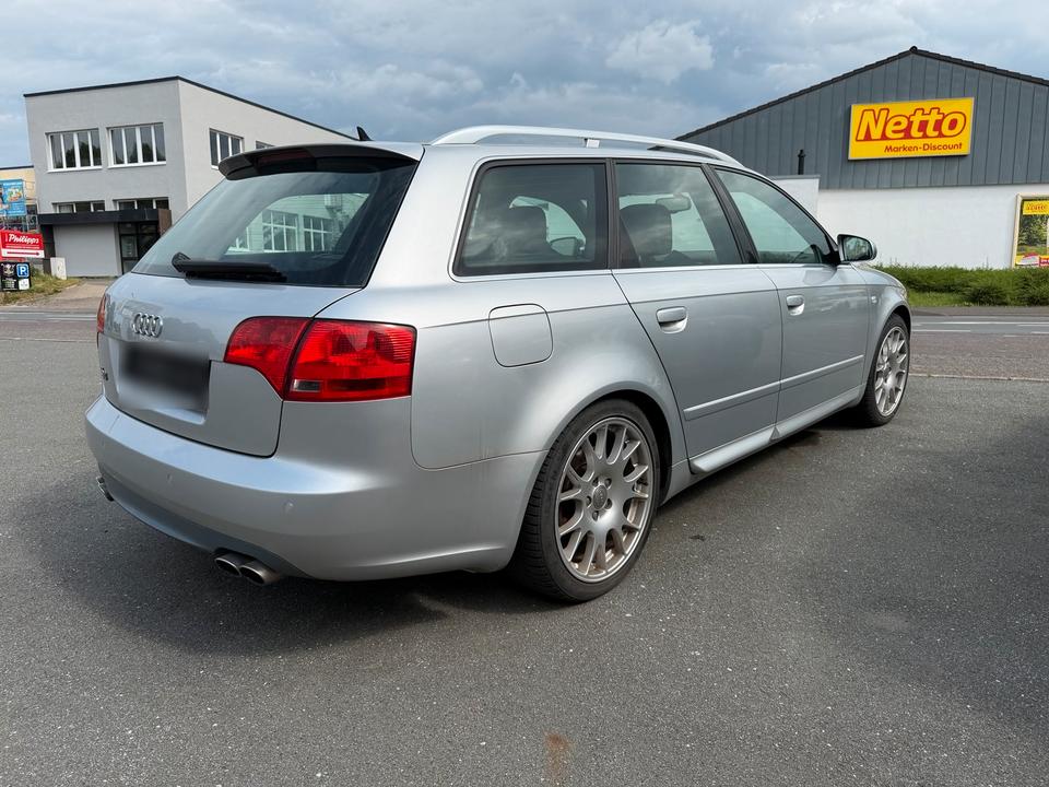 Audi S4 2005 — rear view