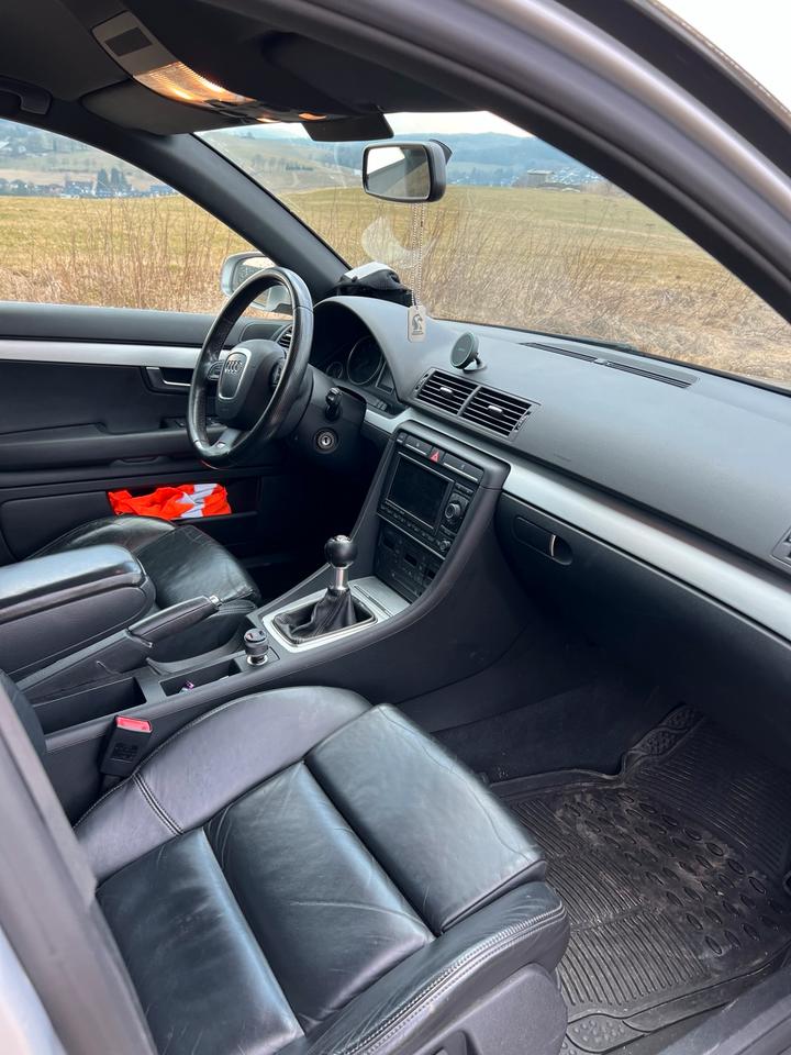Audi A4 2007 — photo 18