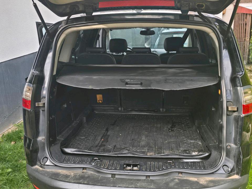 Ford S-Max 2009 — photo 10