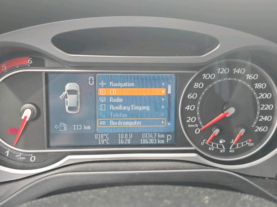 Ford S-Max 2009 — photo 11