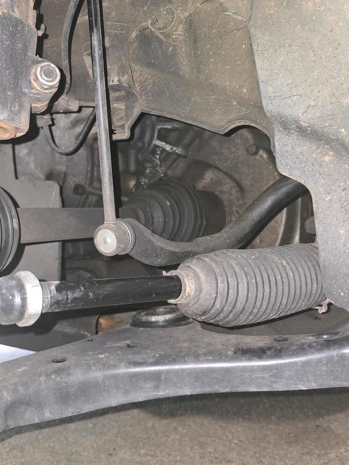 Ford S-Max 2009 — photo 7