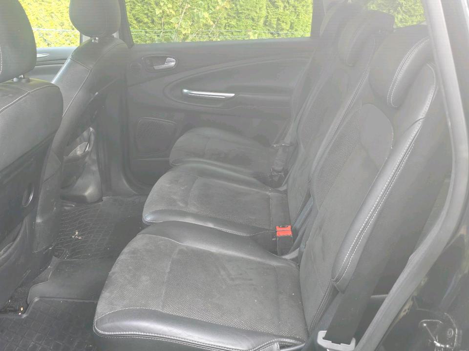 Ford S-Max 2009 — photo 9