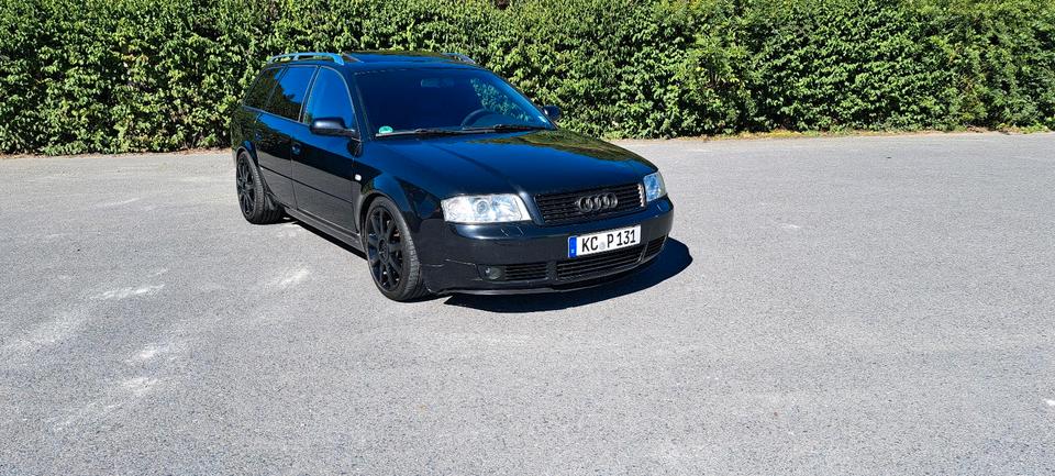 Audi A6 2004 — вигляд ззаду