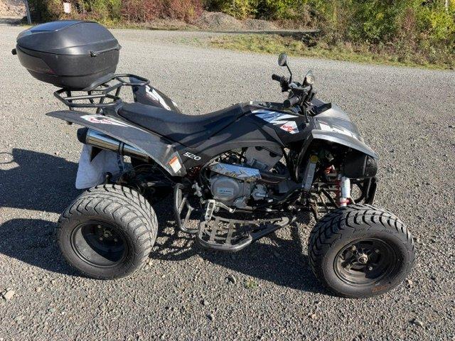 Weitere Motorräder SMC 520RR Supermoto Quad 2011 — engine 500 ccm
