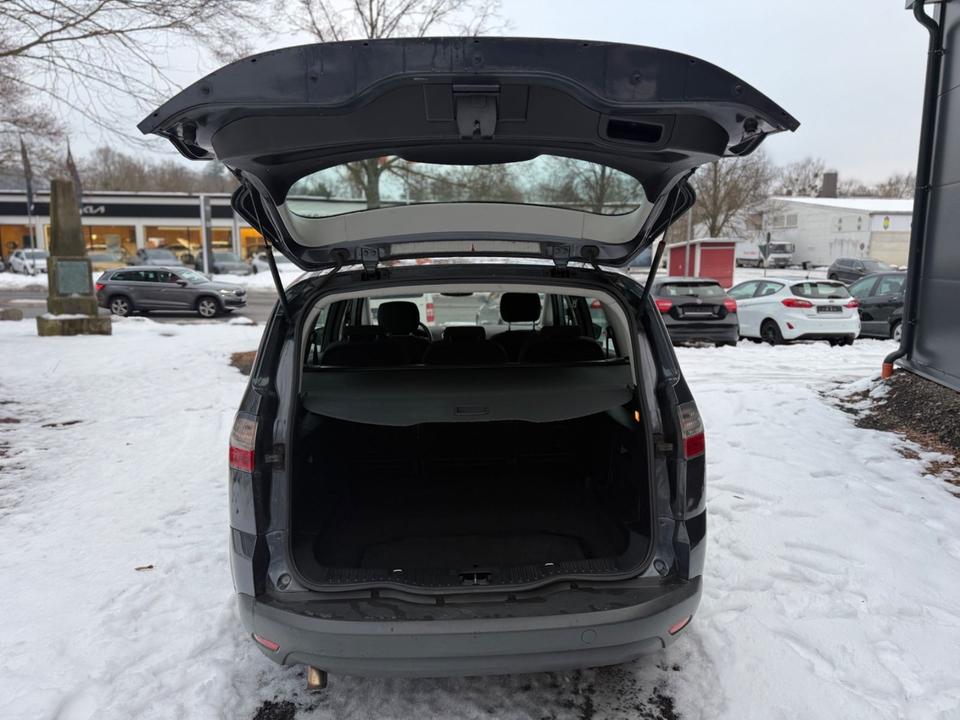Ford S-Max 2007 — photo 11