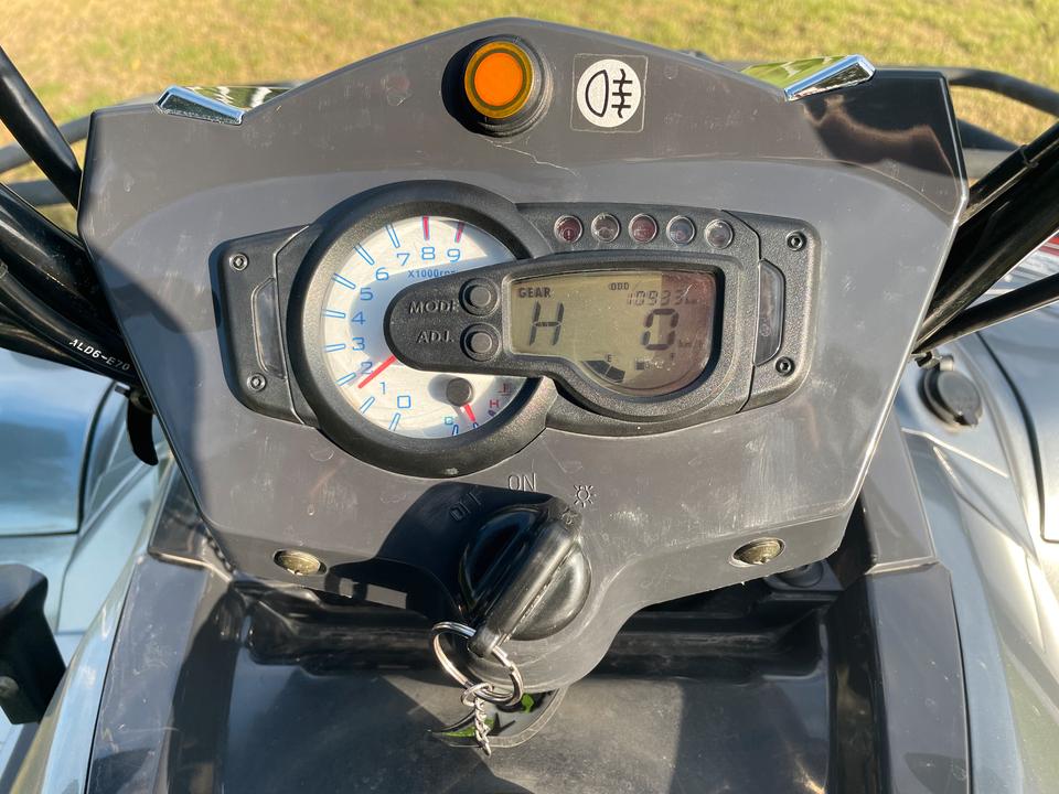 Kymco MXU 700 LOF ATV Seilwinde Koffer 2013 — вигляд ззаду