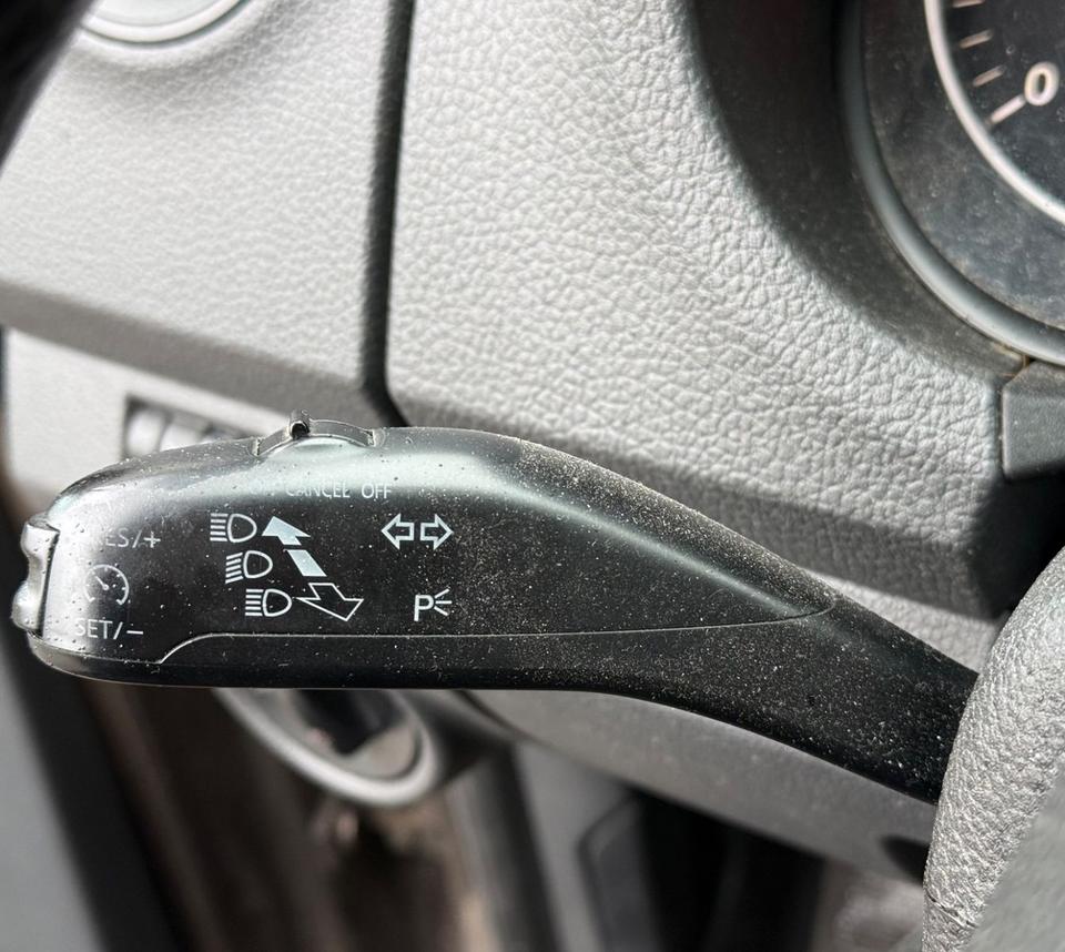 Volkswagen Amarok 2011 — photo 14