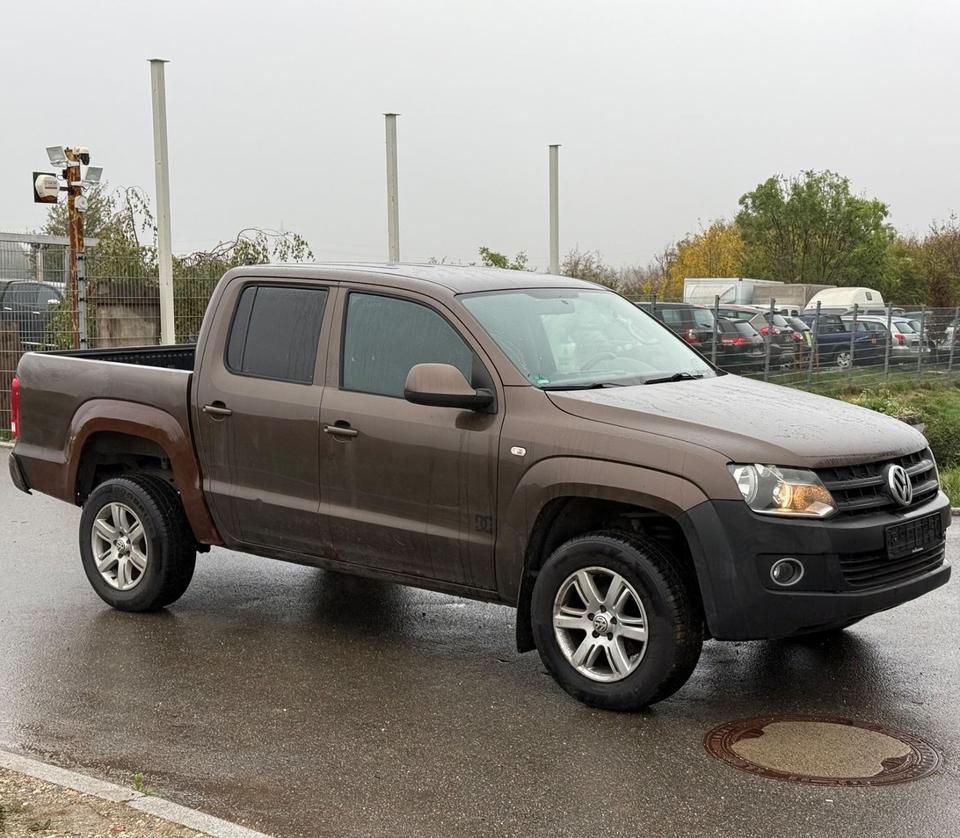 Volkswagen Amarok 2011 — photo 5