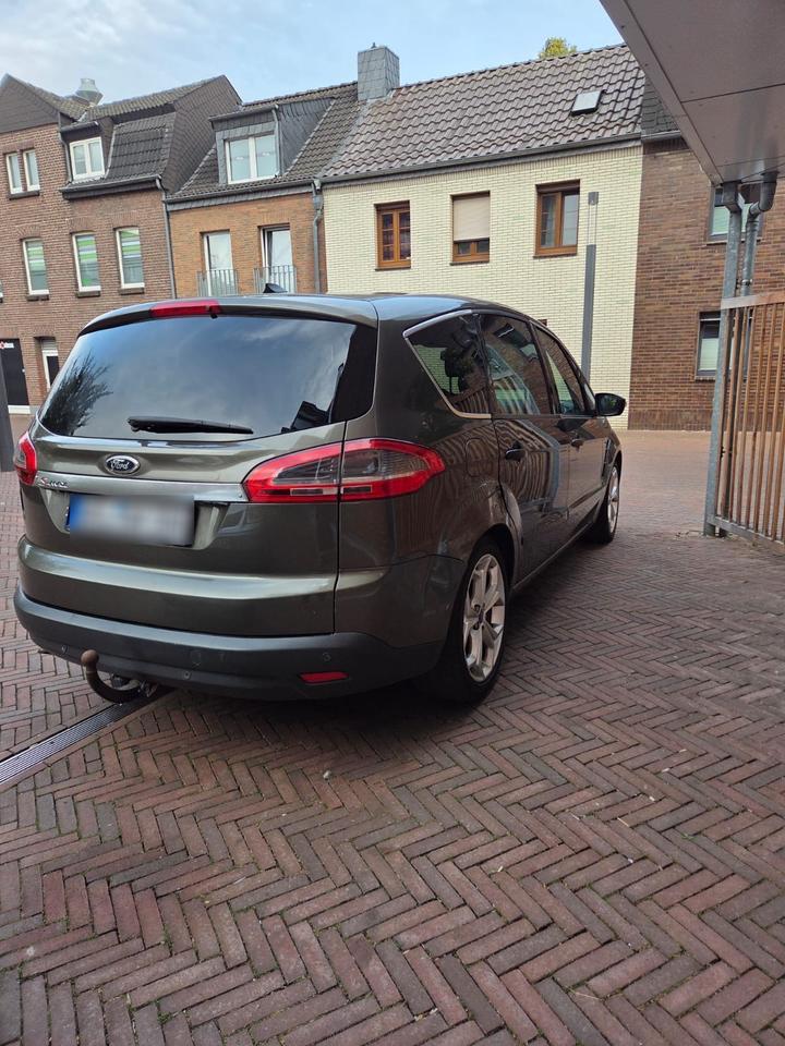 Ford S-Max 2011 — engine