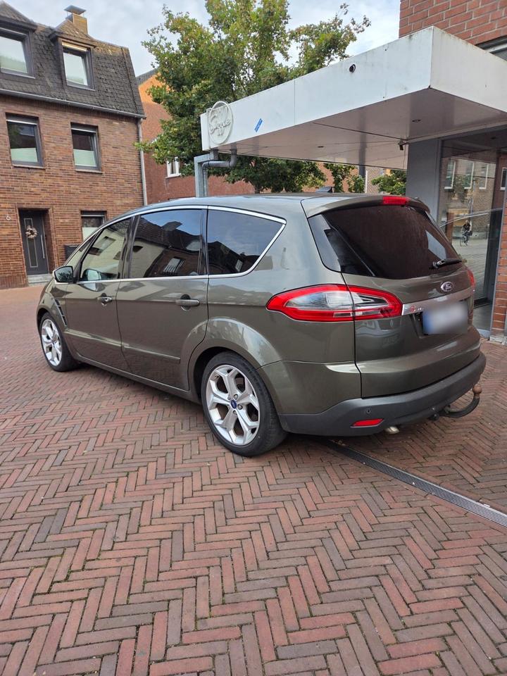 Ford S-Max 2011 — photo 5