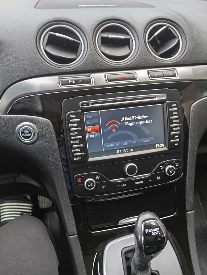 Ford S-Max 2011 — photo 8