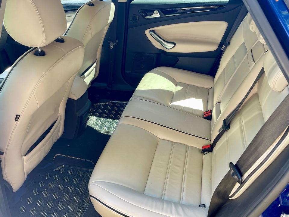 Ford Mondeo 2013 — photo 13