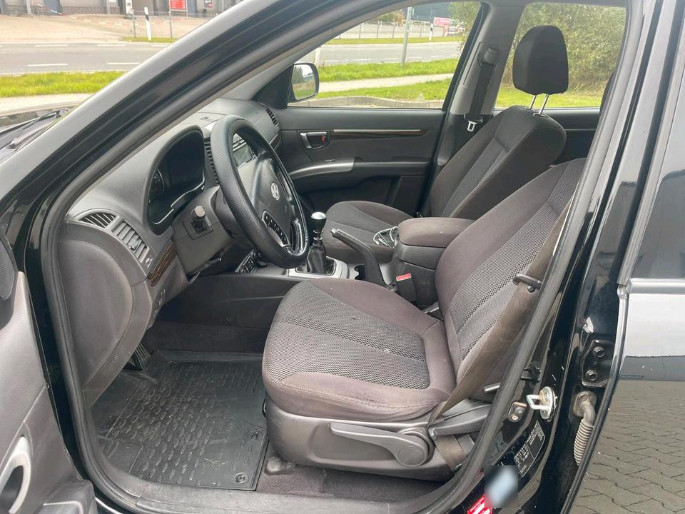 Hyundai Santa 2010 — photo 13