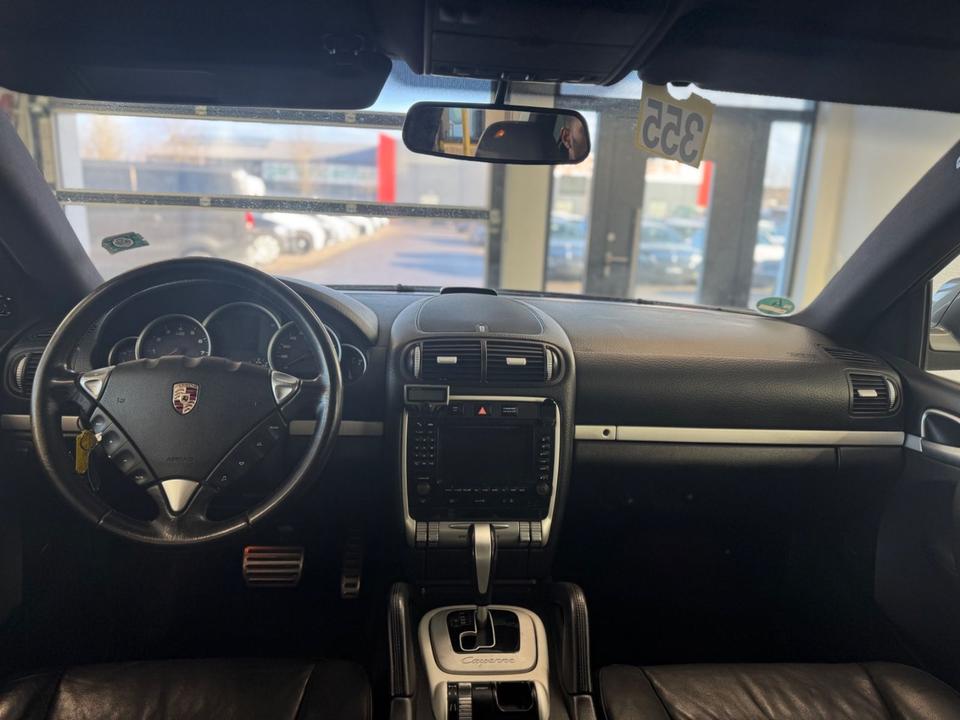 Porsche Cayenne 2007 — photo 12