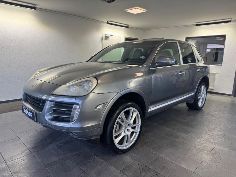 Porsche Cayenne 2007 — rear view