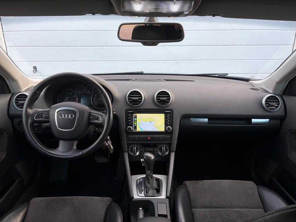 Audi A3 2009 — photo 18
