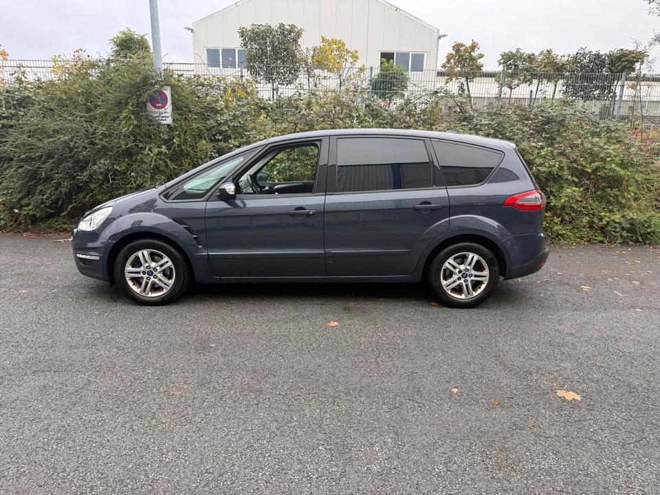 Ford S-Max 2014 — салон