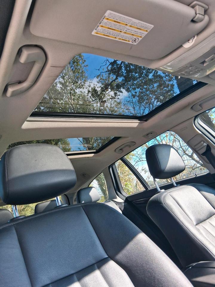 Mercedes Benz C 220 2011 — photo 12