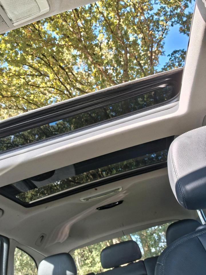 Mercedes Benz C 220 2011 — photo 19