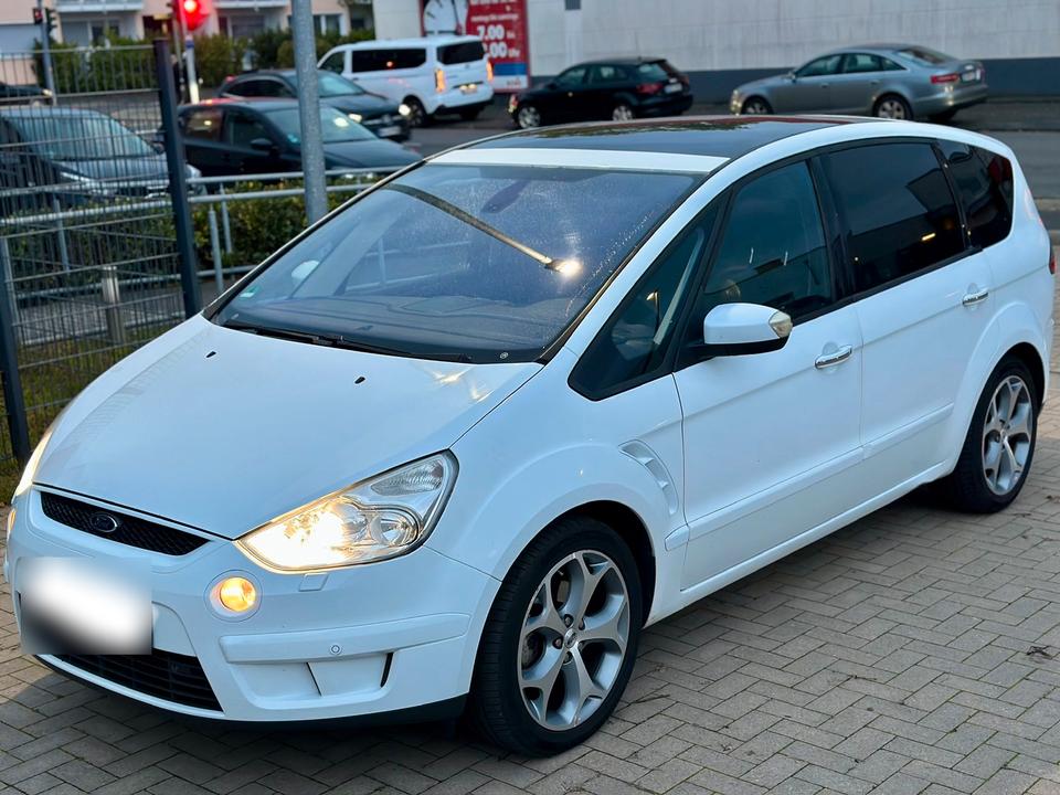 Ford S-Max 2008 — салон