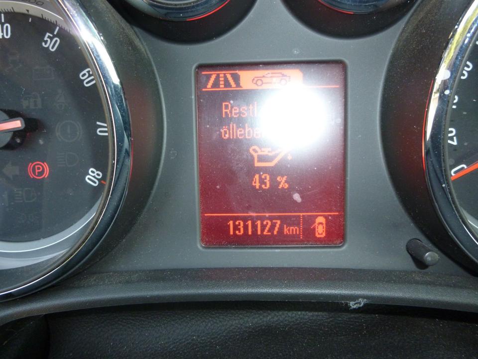 Opel Astra 2014 — photo 15