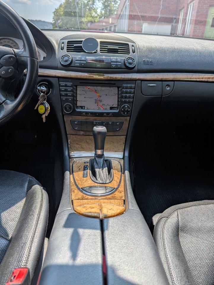 Mercedes Benz Weitere E-Klasse 2008 — photo 15