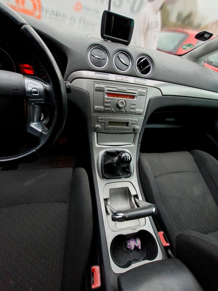 Ford Fiesta 2006 — photo 9