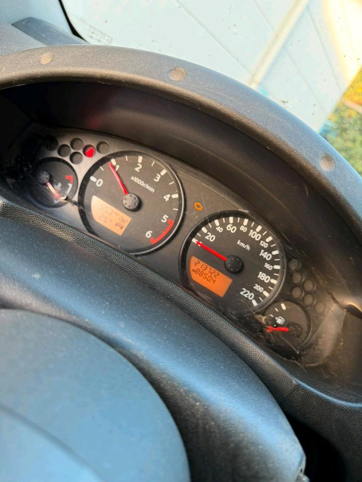 Nissan Navara 2009 — photo 12
