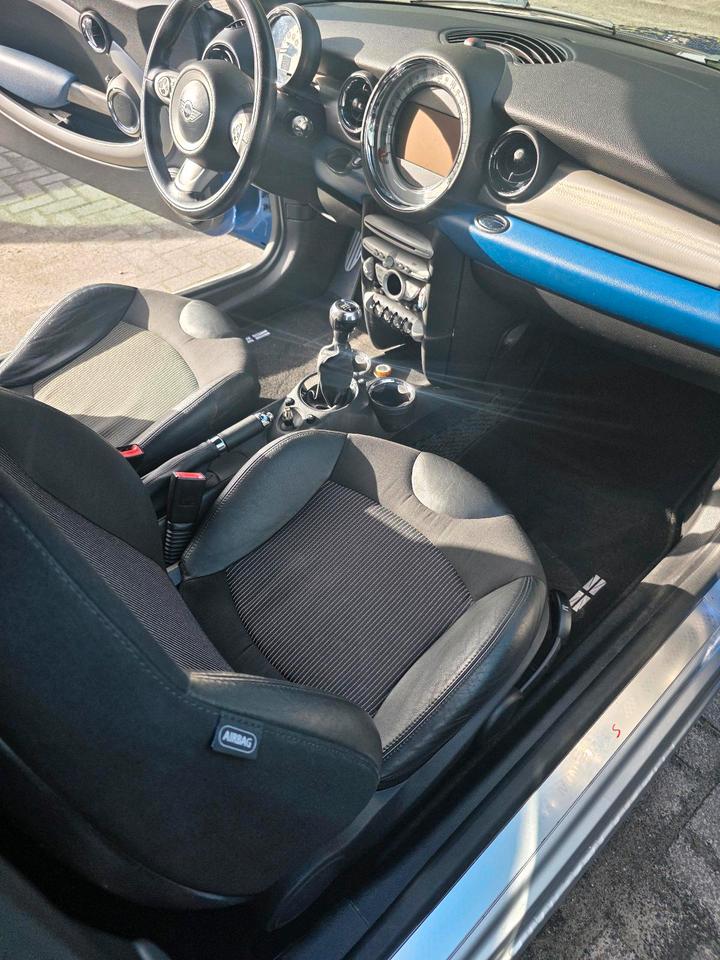 Mini Cooper S 2007 — photo 11