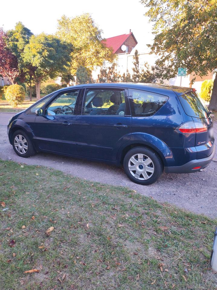 Ford S-Max 2009 — engine