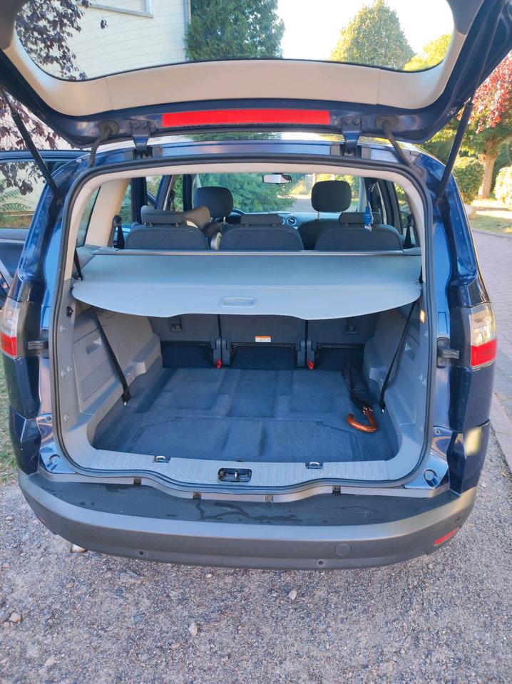 Ford S-Max 2009 — photo 9