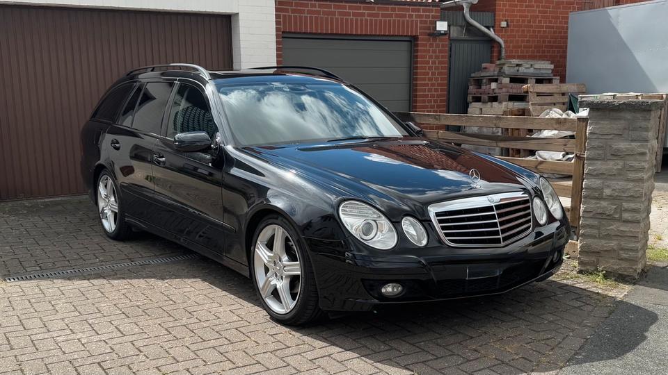 Mercedes Benz E 200 2007 — photo 10