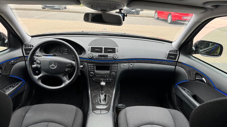 Mercedes Benz E 200 2007 — engine