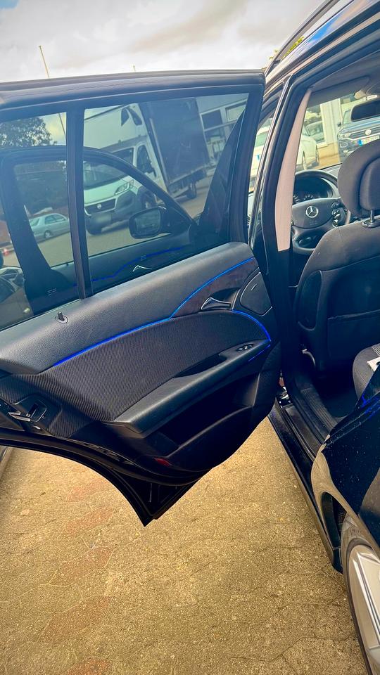 Mercedes Benz E 200 2007 — photo 9