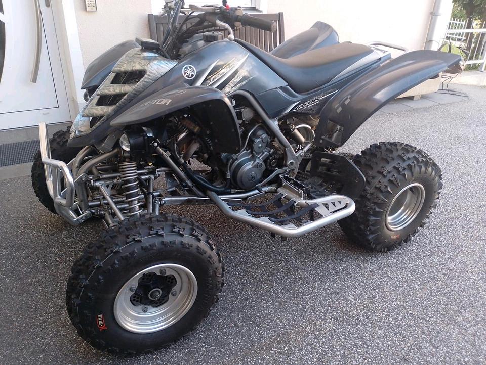 Yamaha Gelöscht • Quad Yamaha Raptor 660 2005 — interior