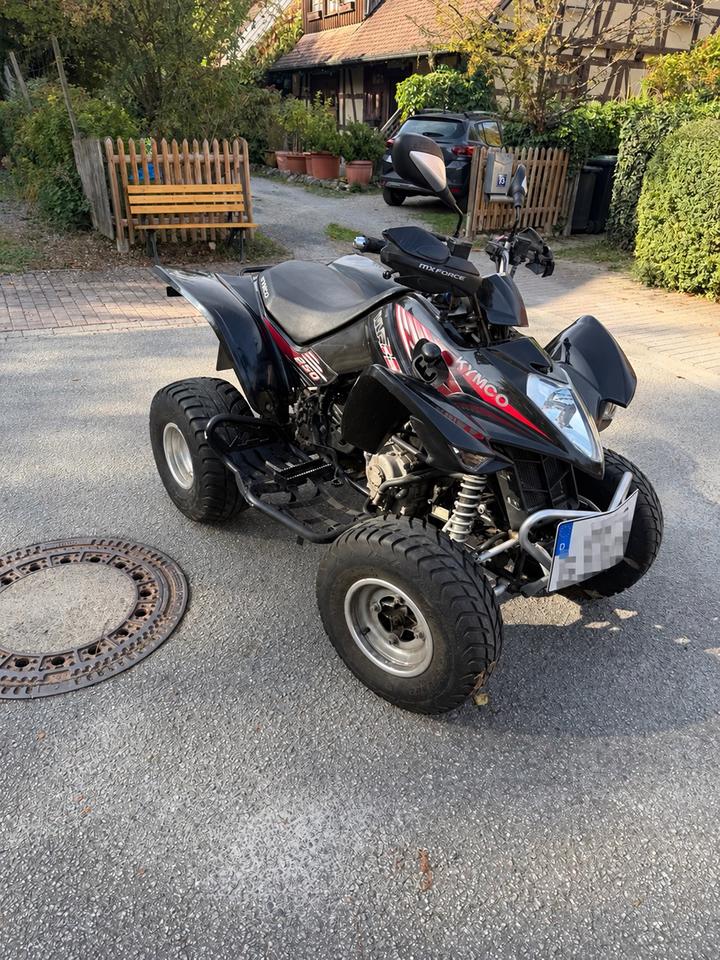 Kymco Maxxer 250 - Baujahr 2009 — салон