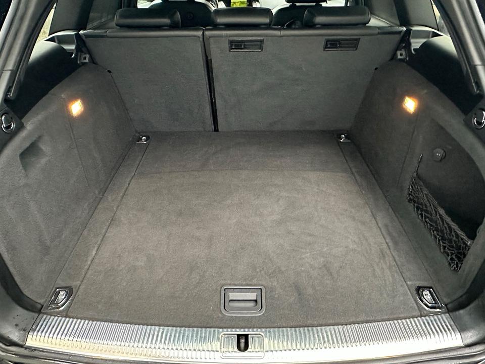 Audi A4 2010 — photo 13