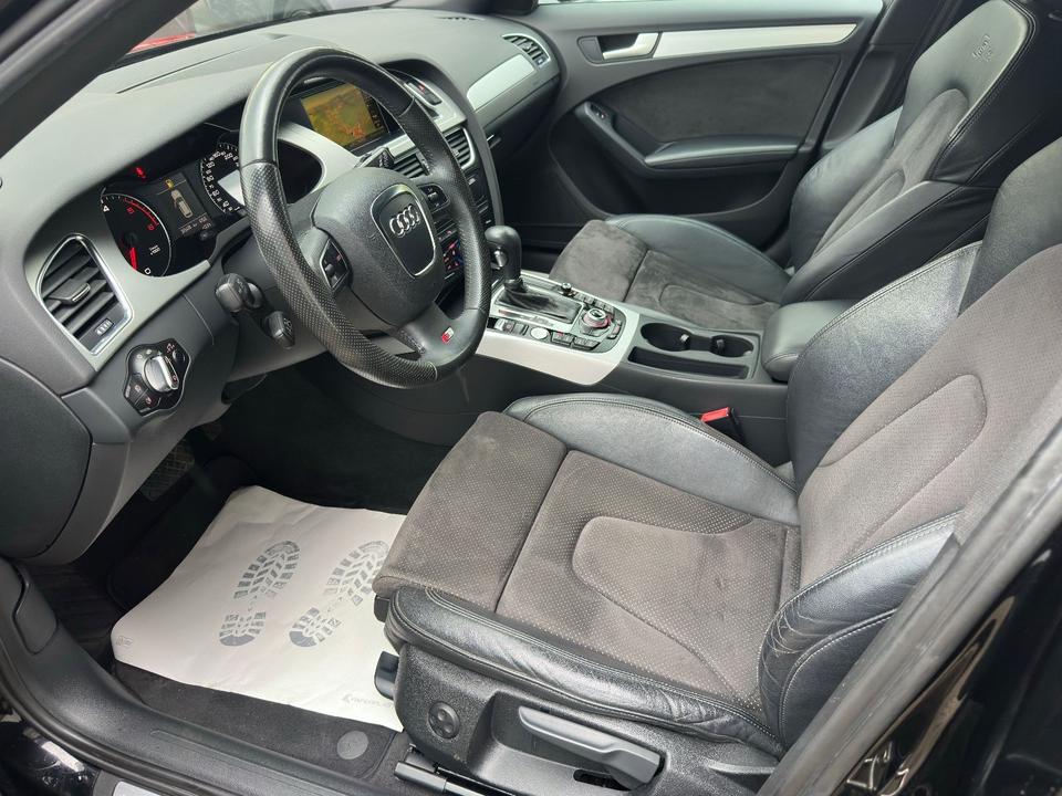 Audi A4 2010 — photo 8