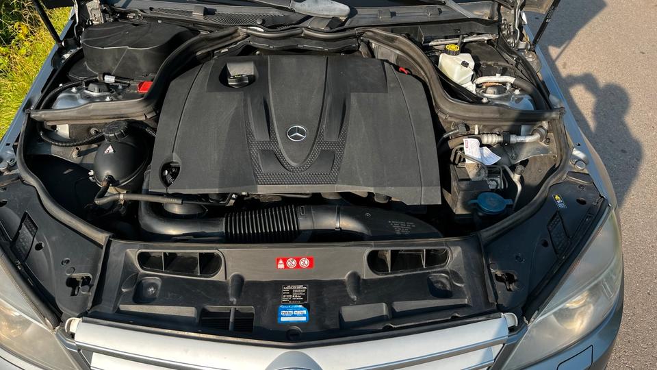 Mercedes Benz C 220 2008 — photo 9
