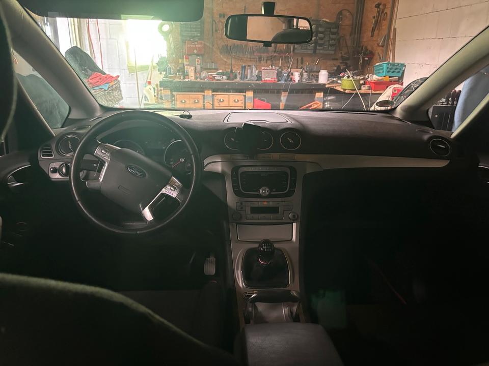 Ford S-Max 2008 — engine