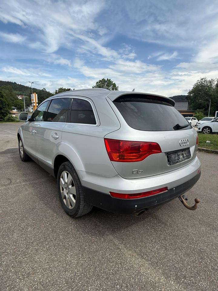 Audi Q7 2008 — photo 12